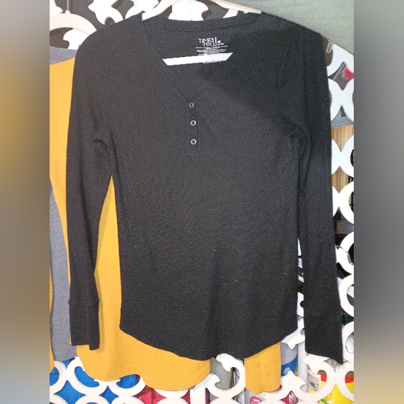 Long sleeve ladies shirts size M - Picture 4 of 5